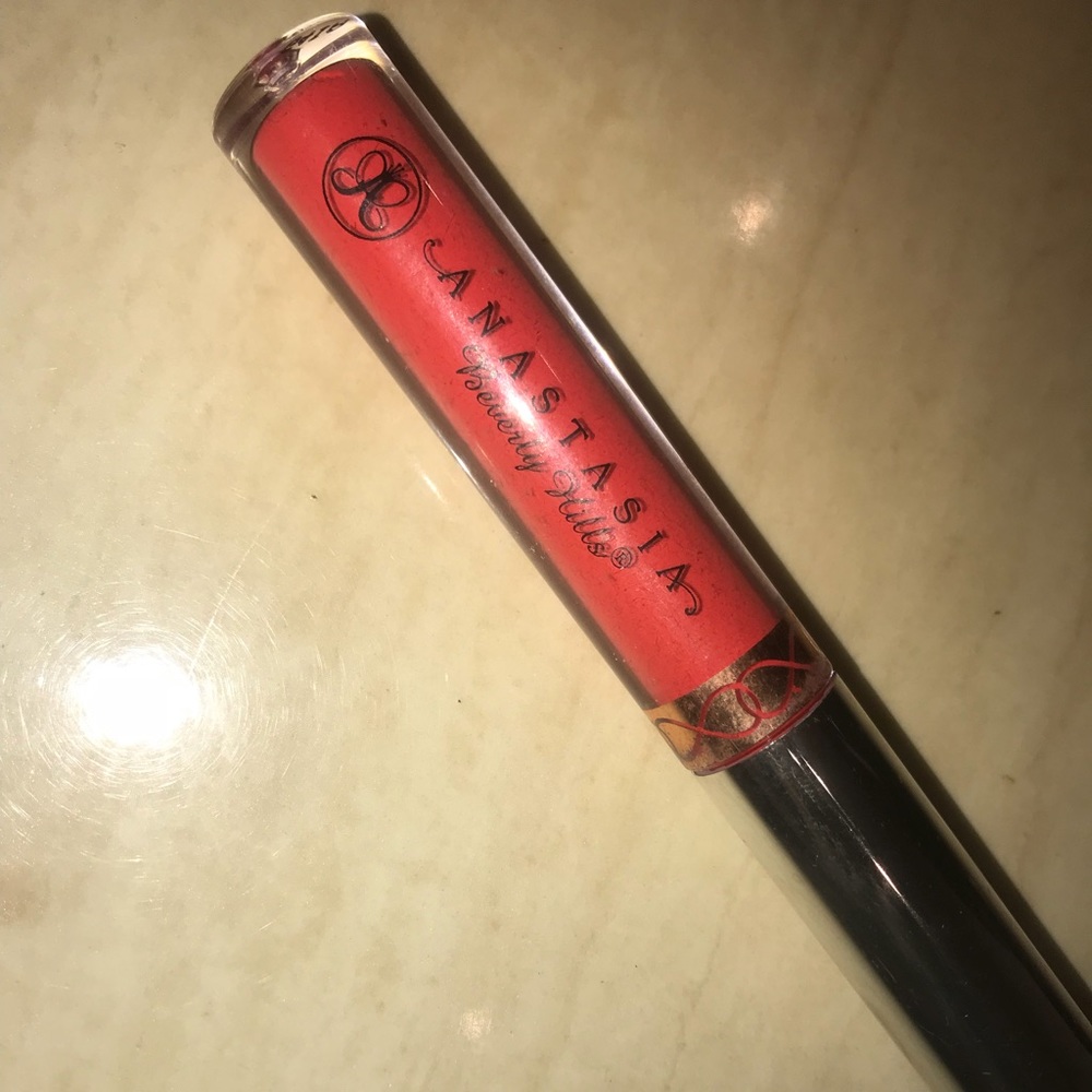 Anastasia Beverly Hills lipstick!
